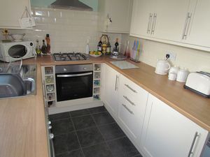 Kitchen- click for photo gallery